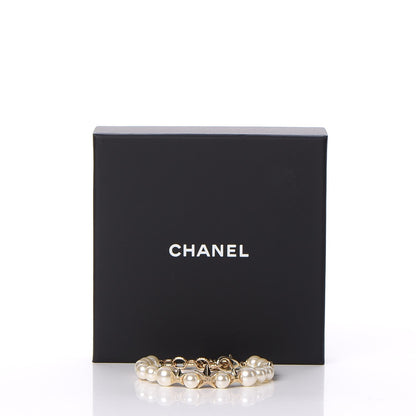 Chanel Pearl Star CC Bracelet Gold 6 of 6