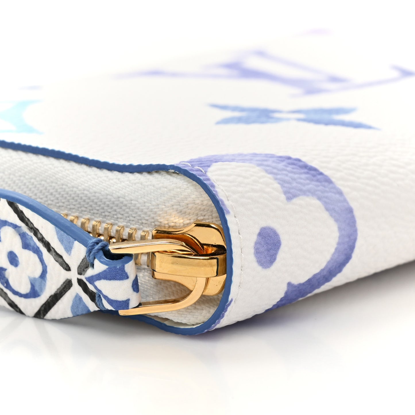 Monogram Giant By The Pool Zippy Wallet Resort Blue
