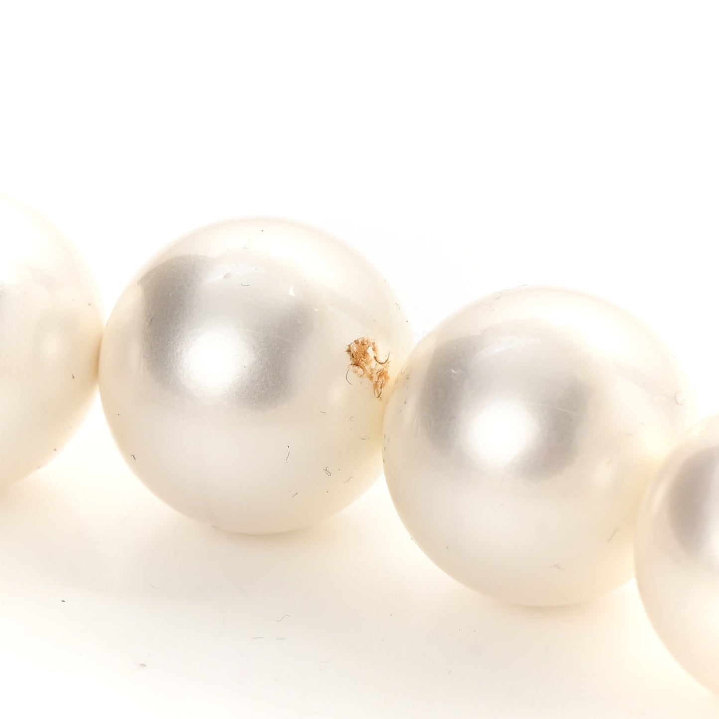 Calfskin Quilted Maxi Pearls Clutch With Chain Black