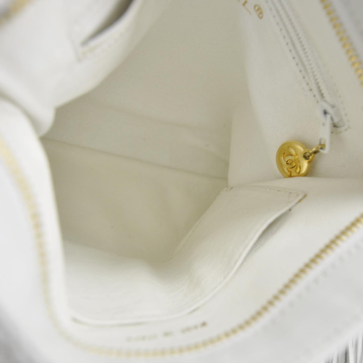Lambskin Diamond Stitched Crossbody Tassel Bag White
