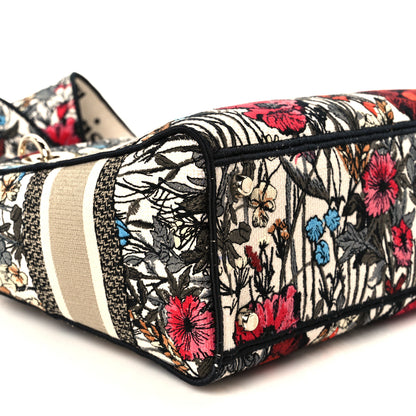 Christian Dior Canvas Embroidered Mille Fleurs Medium Lady D-Lite Multicolor 9 of 10