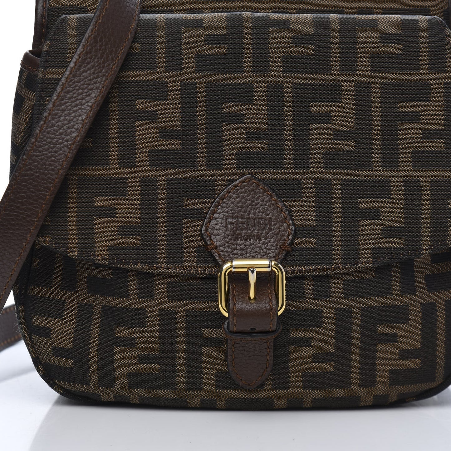 Zucca Vitello Artic Shoulder Bag Tobacco Castagna