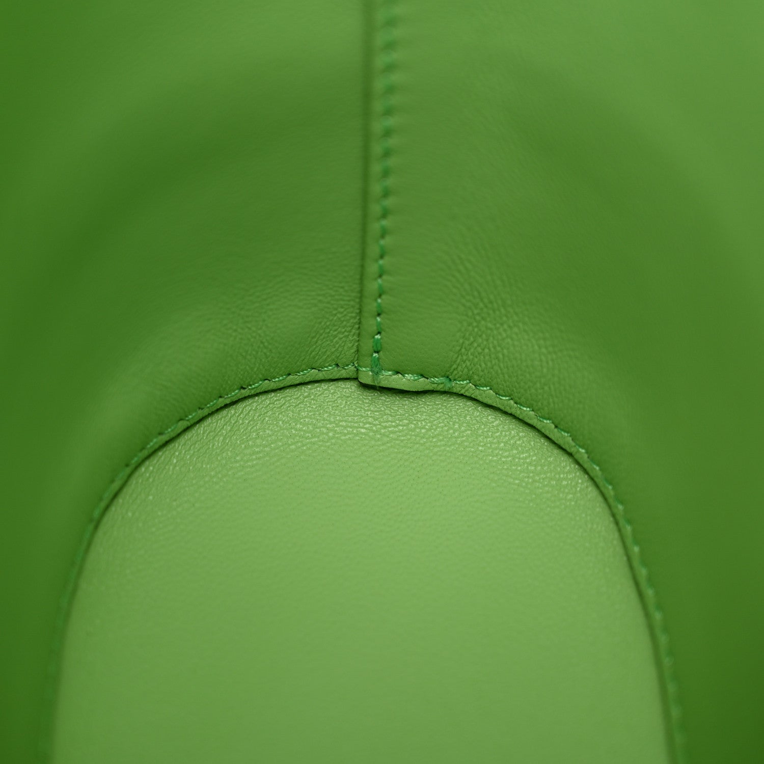 Valentino Garavani Nappa Mini VLogo Signature Chain Bucket Bag Green 11 of 11