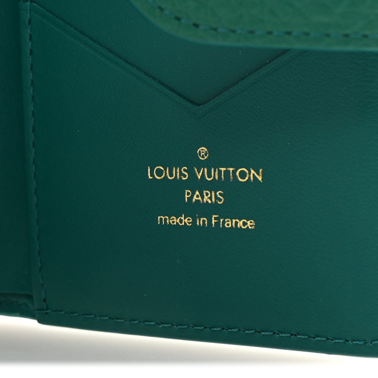 Taurillon Capucines Vertical Compact Wallet Green