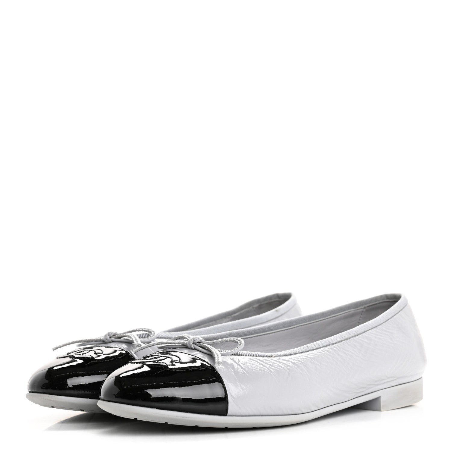 Chanel Shiny Crumpled Calfskin Patent CC Cap Toe Ballerina Flats 39 Grey Black 4 of 14