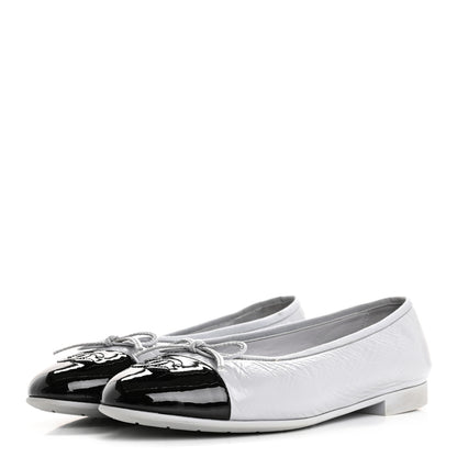 Chanel Shiny Crumpled Calfskin Patent CC Cap Toe Ballerina Flats 39 Grey Black 4 of 14