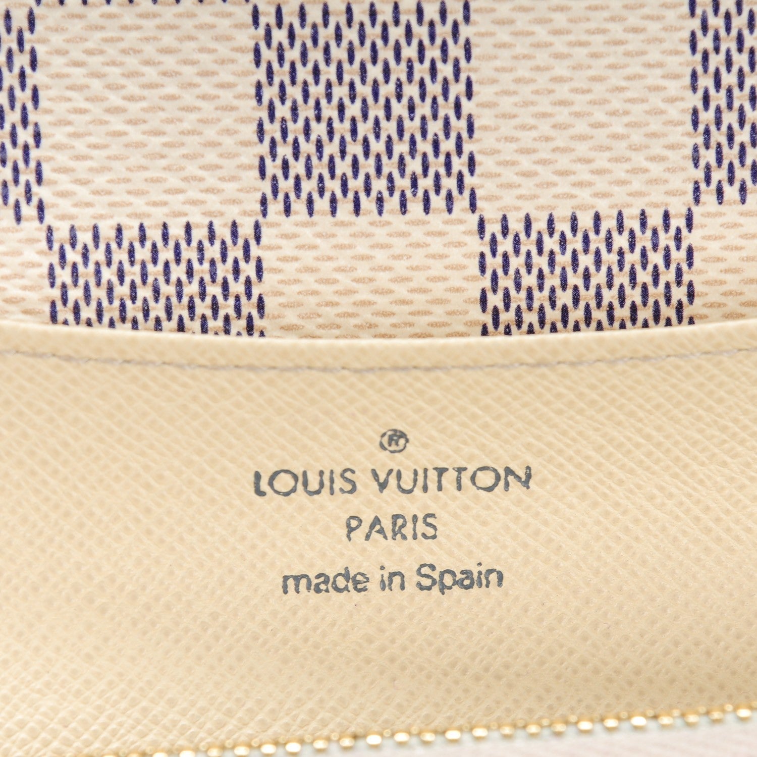 Louis Vuitton Damier Azur Emilie Wallet 7 of 8