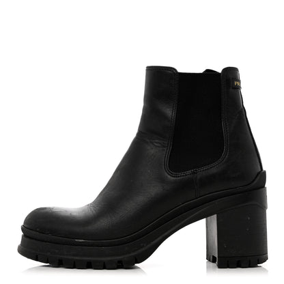Prada Vitello Montana Lug Sole Chelsea 55mm Boots 40 Black 1 of 11
