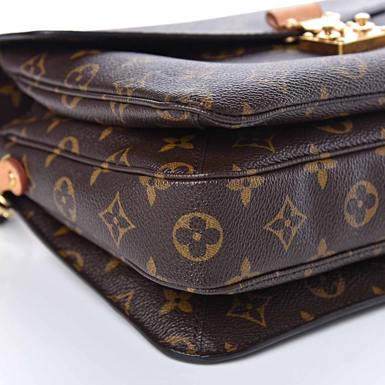 Louis Vuitton Monogram Pochette Metis 9 of 11