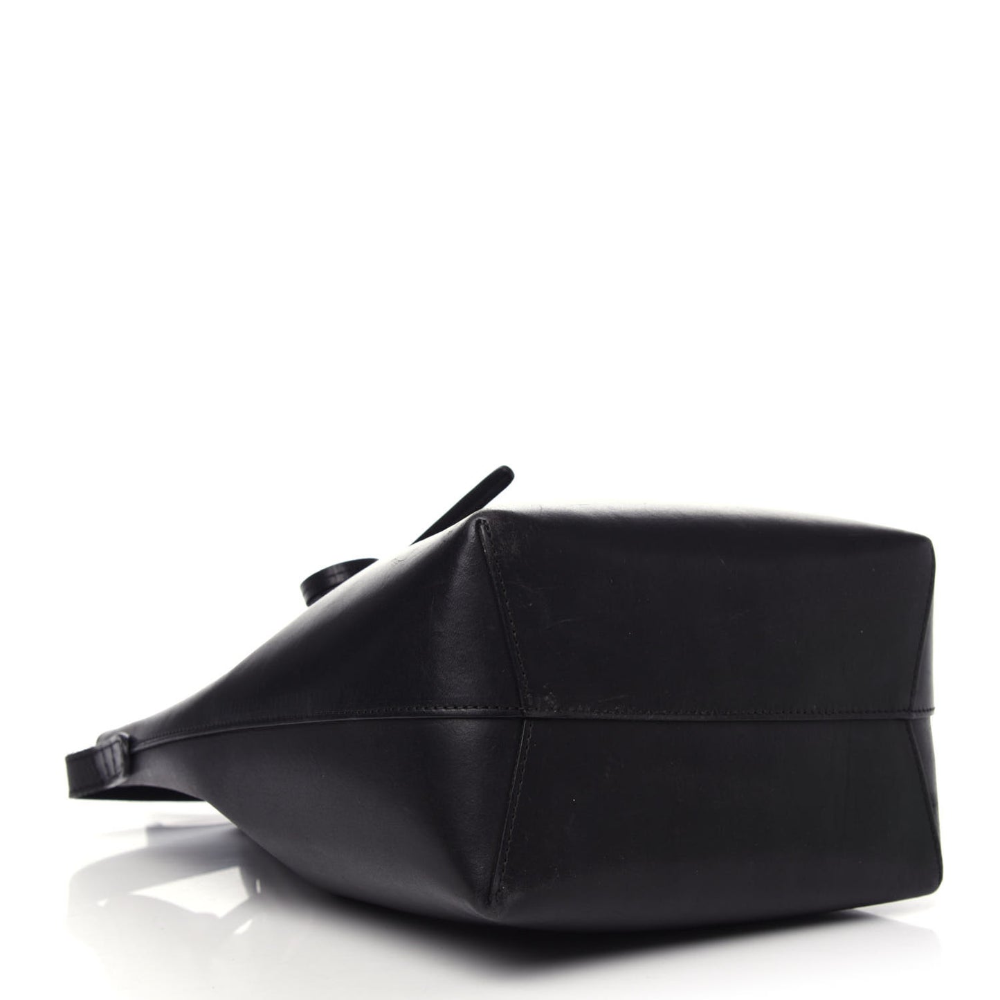 Vegetable Tanned Calfskin Mini Bucket Bag Black Flamma