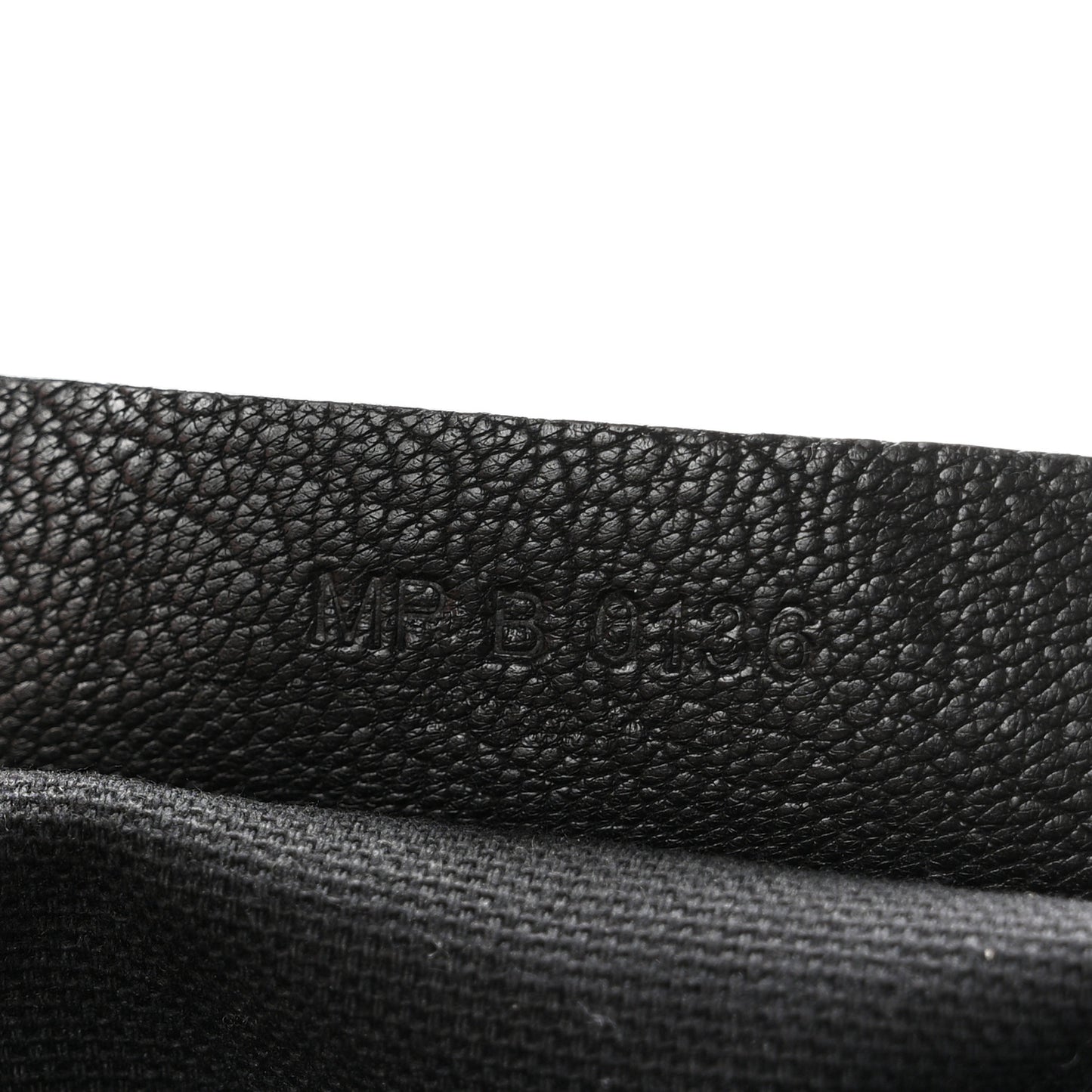 Sugar Goatskin Medium Antigona Black