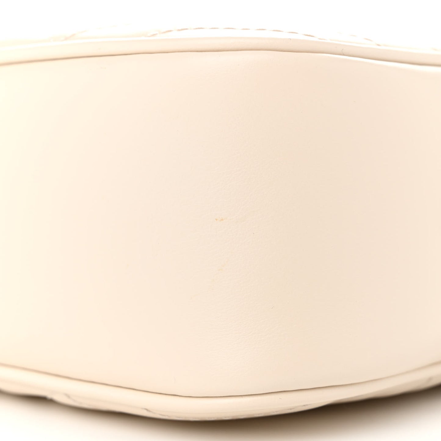 Calfskin Matelasse Small GG Marmont Chain Shoulder Bag White