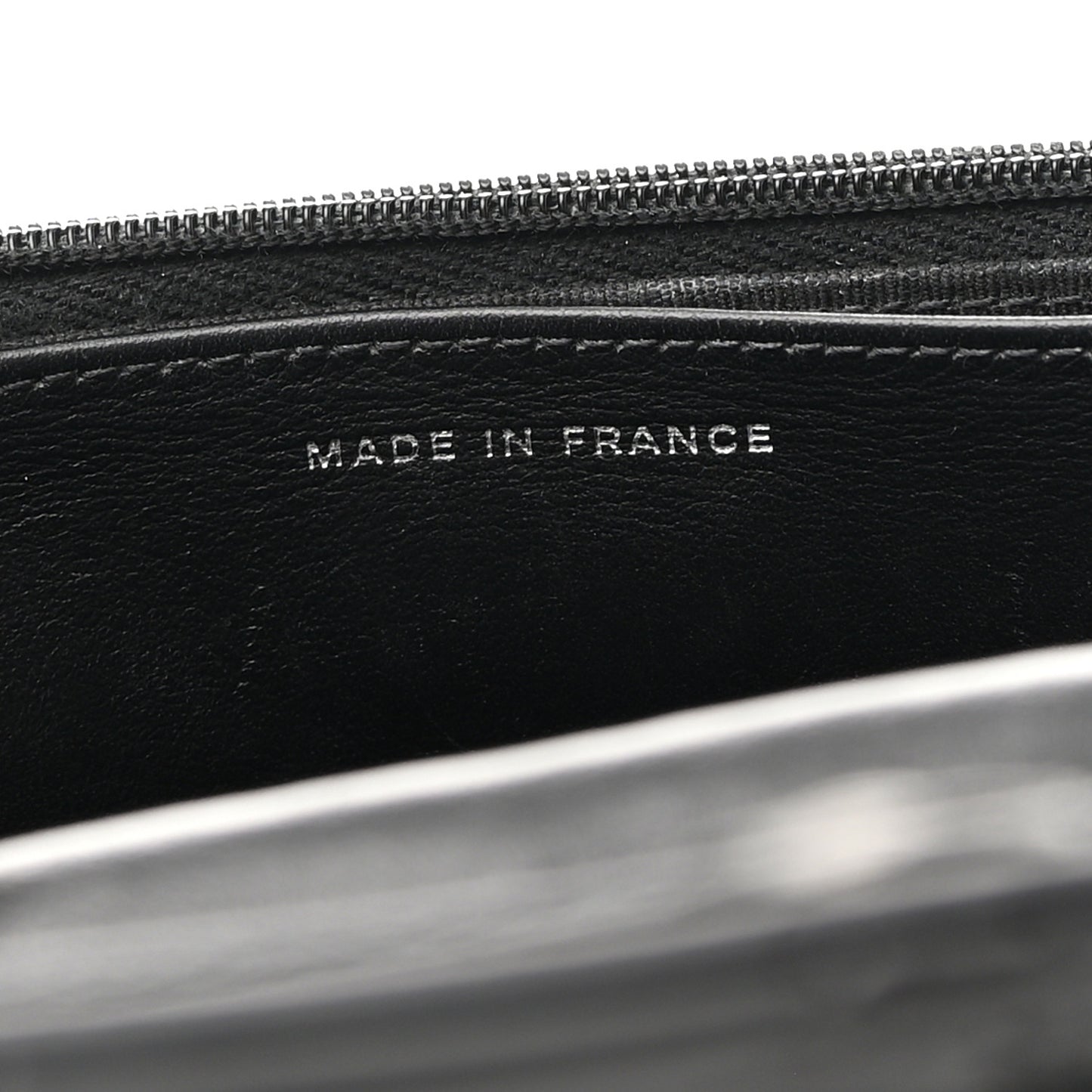 Patent Quilted Wallet On Chain WOC Black