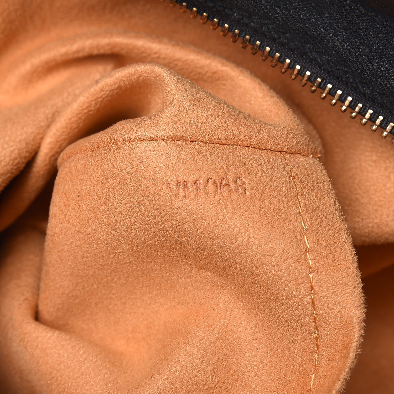 Louis Vuitton Denim Neo Cabby MM Black 7 of 10