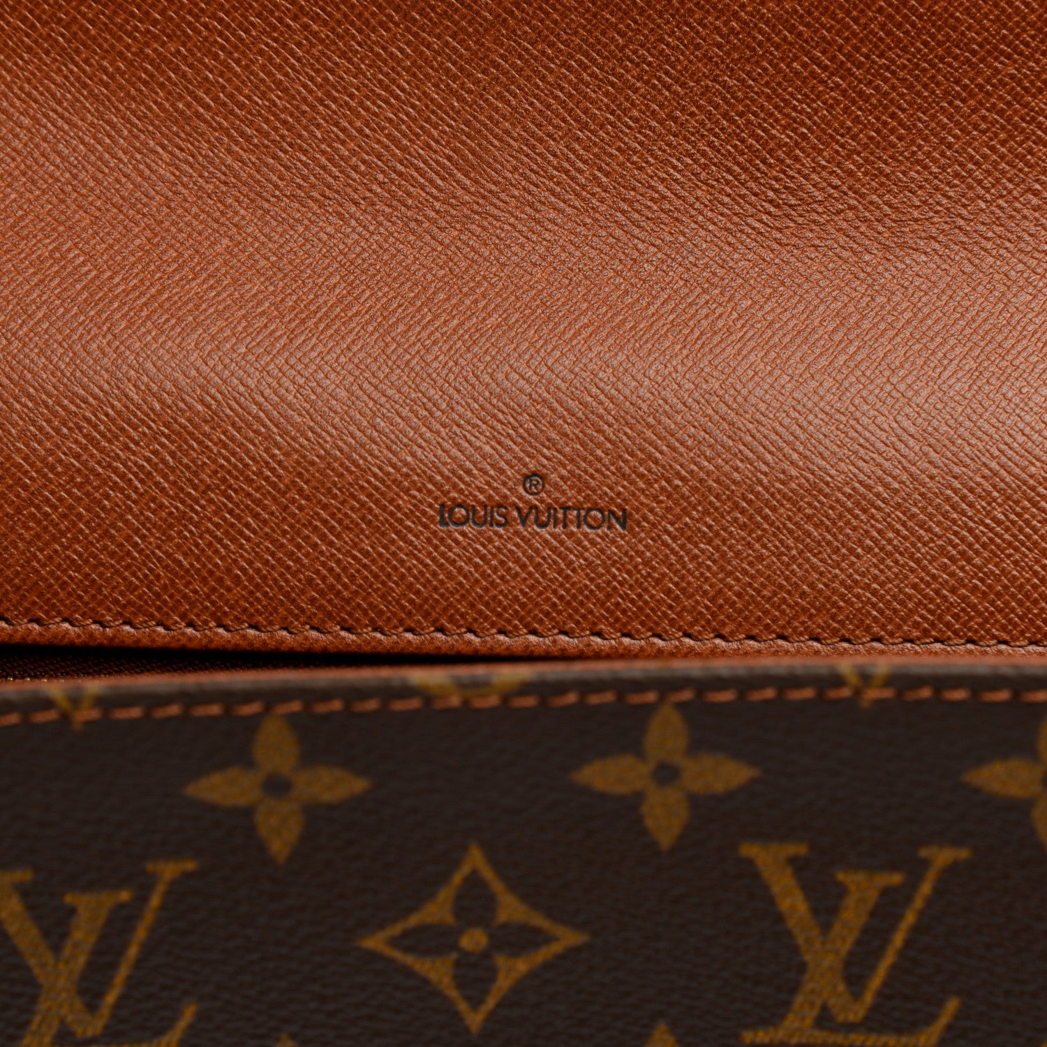 Louis Vuitton Monogram Pochette Dame 29 5 of 7