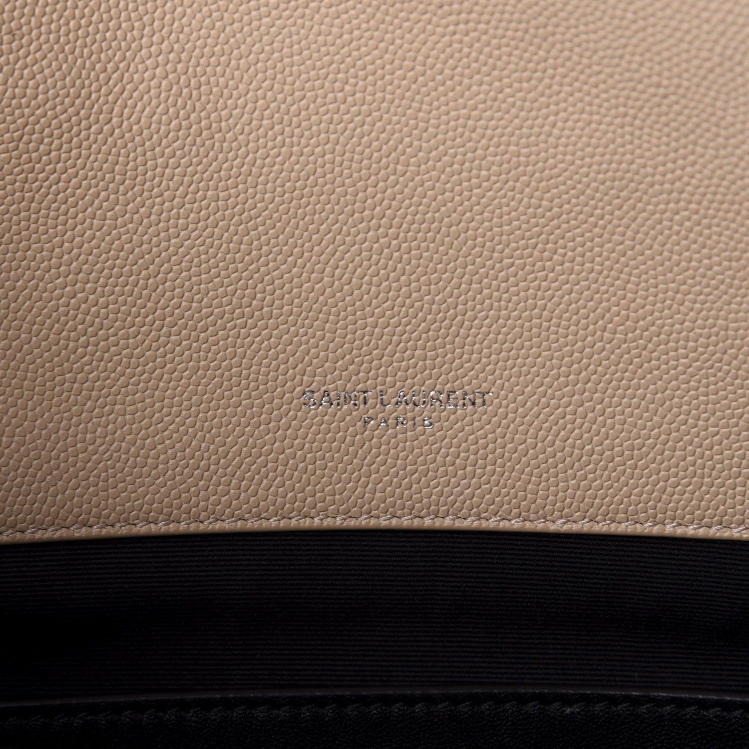Saint Laurent Grain De Poudre Medium West Hollywood Monogram Fold-Over Nude Powder 12 of 15