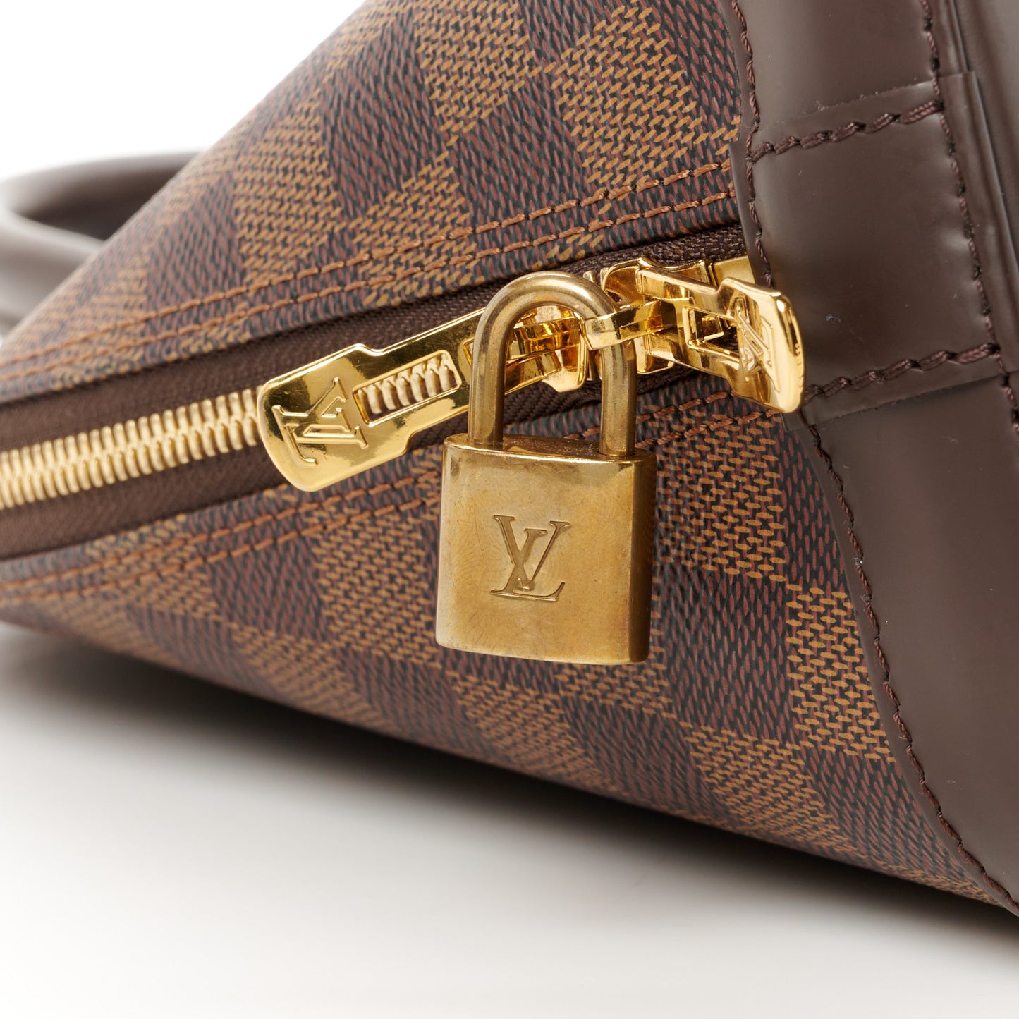 Damier Ebene Alma MM