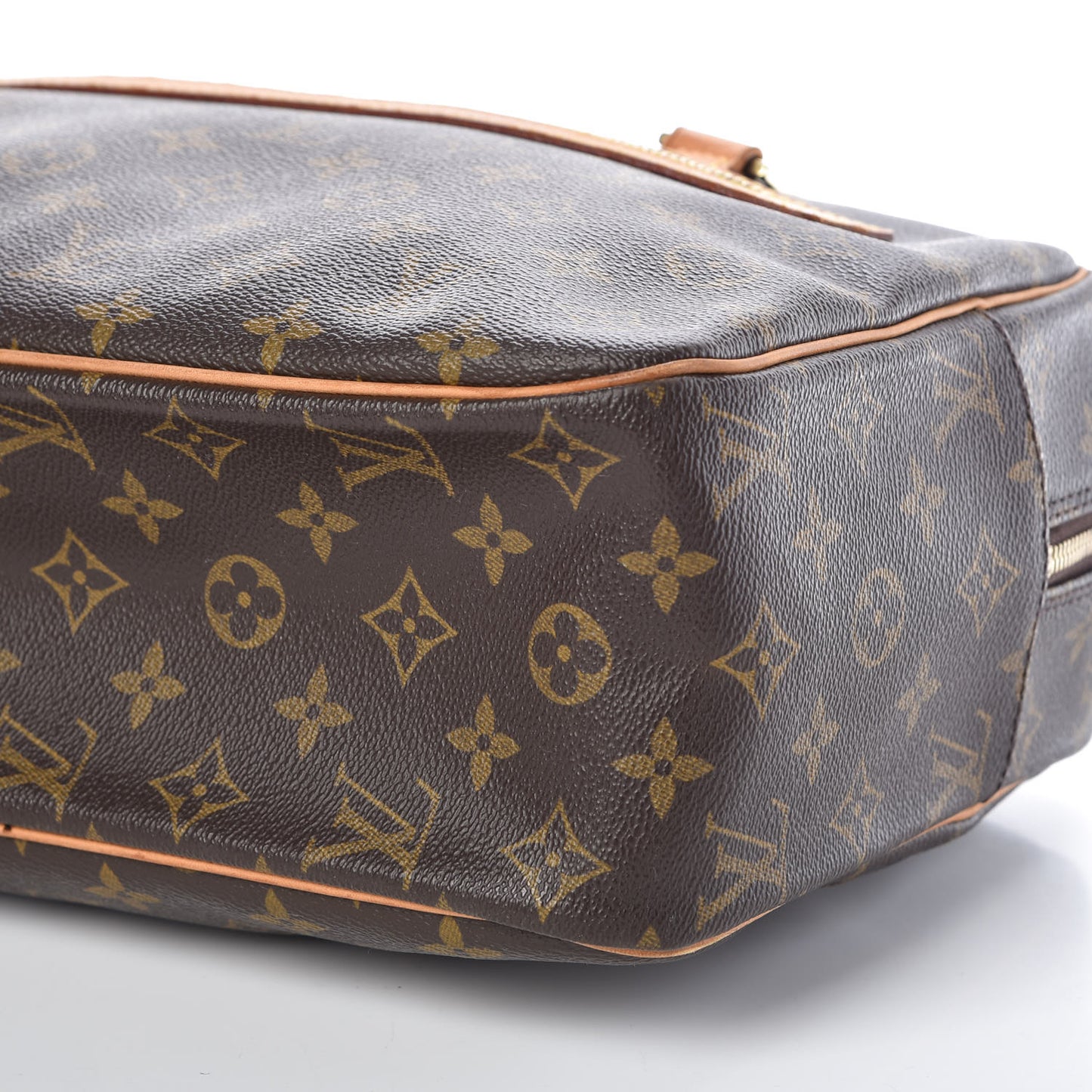 Monogram Cite GM