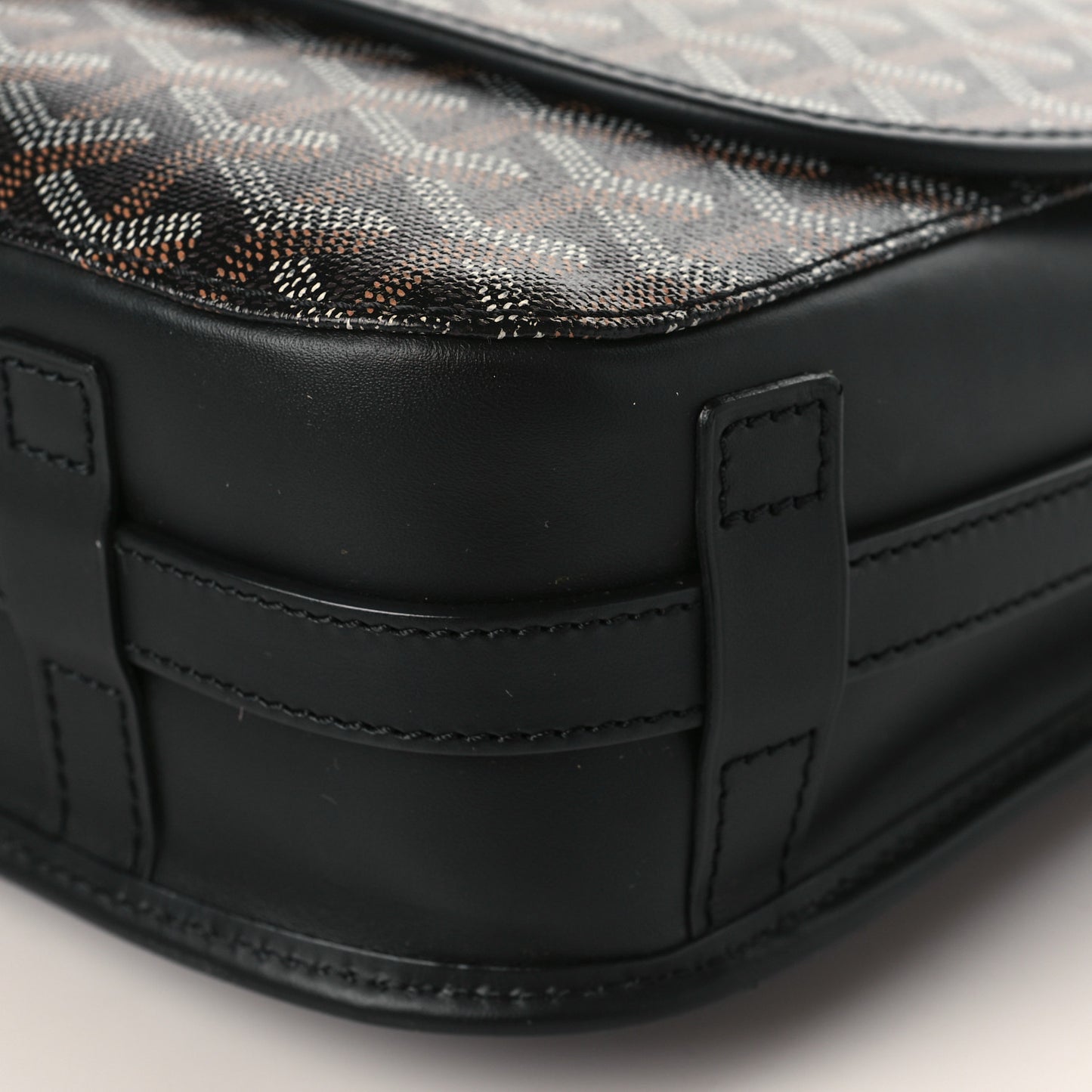 Goyardine Belvedere II MM Messenger Bag Black