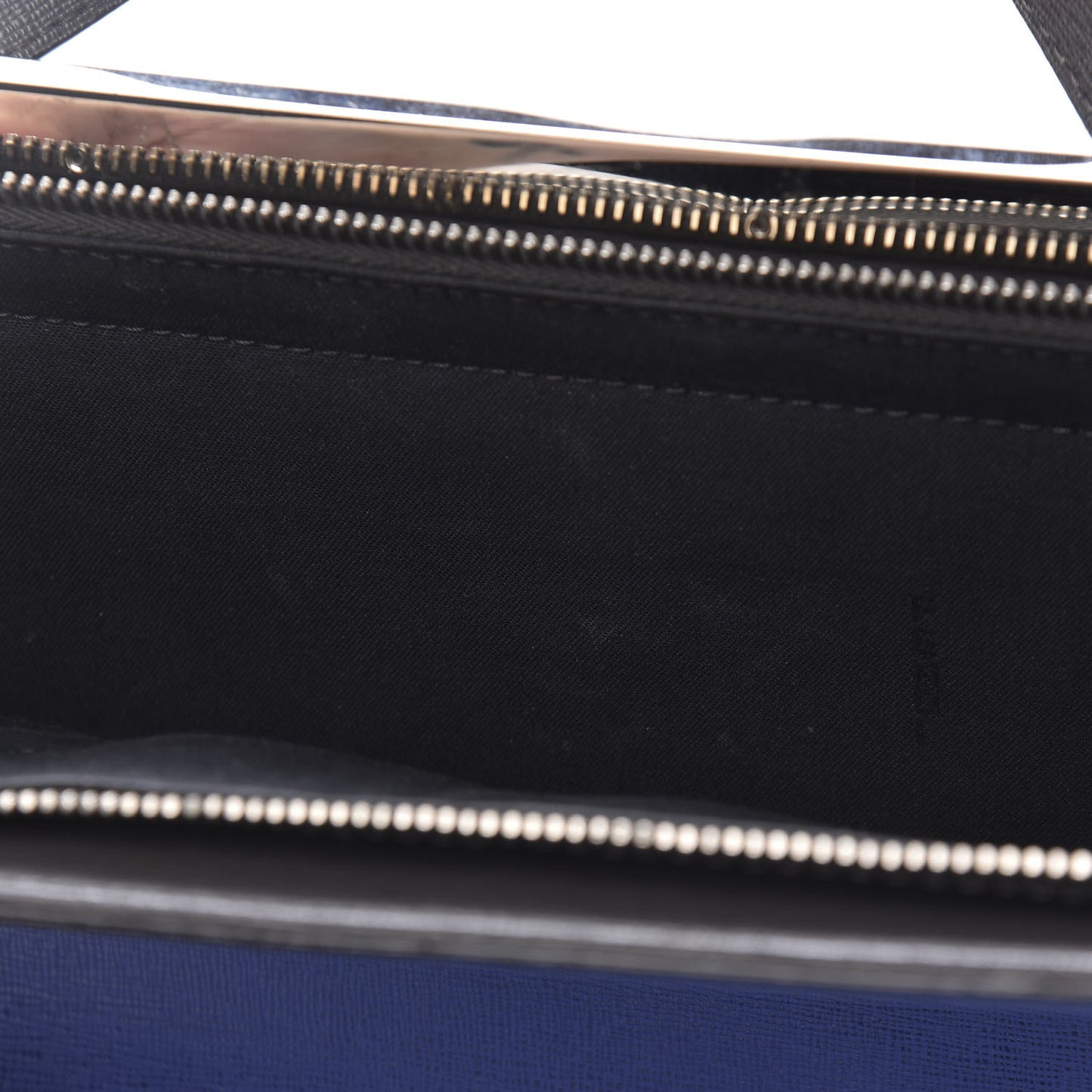Vitello Elite Demi Jour Shoulder Bag Multicolor