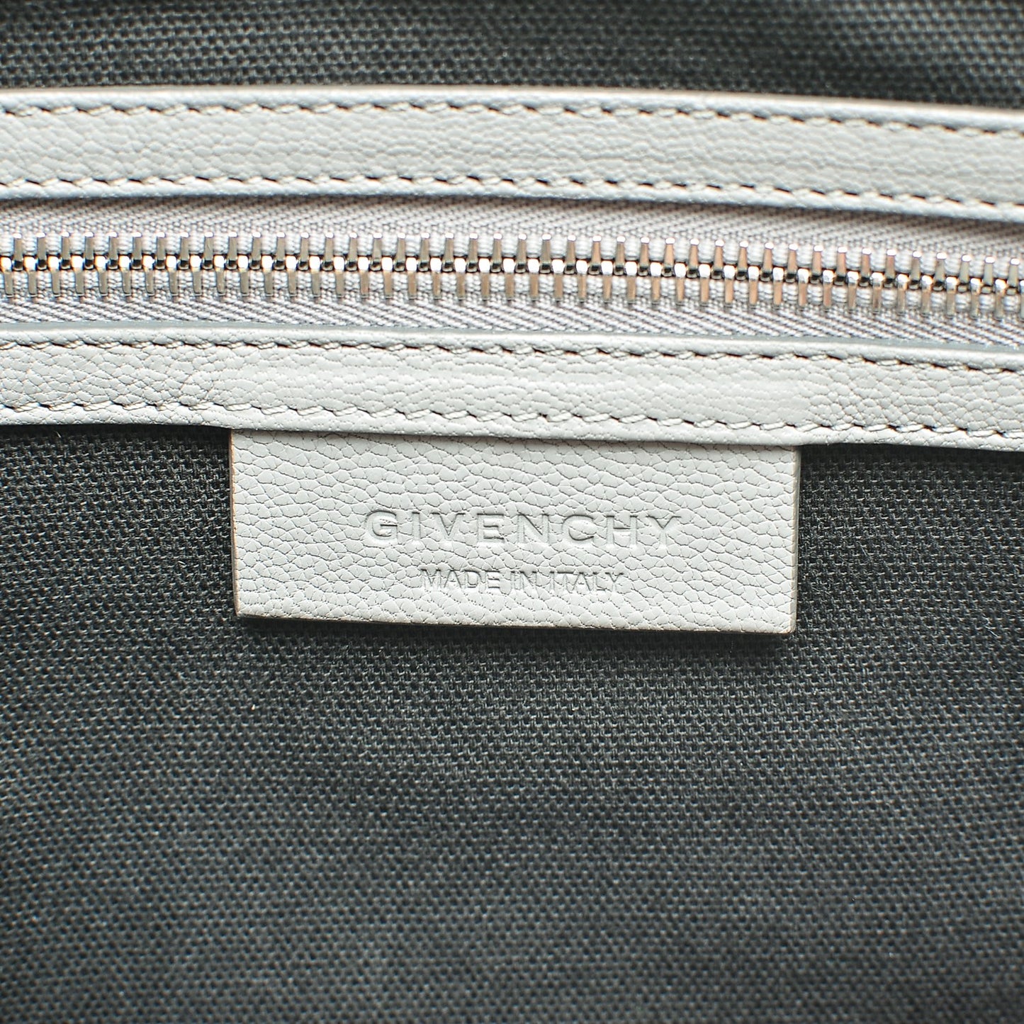 Sugar Goatskin Small Antigona Pearl Grey