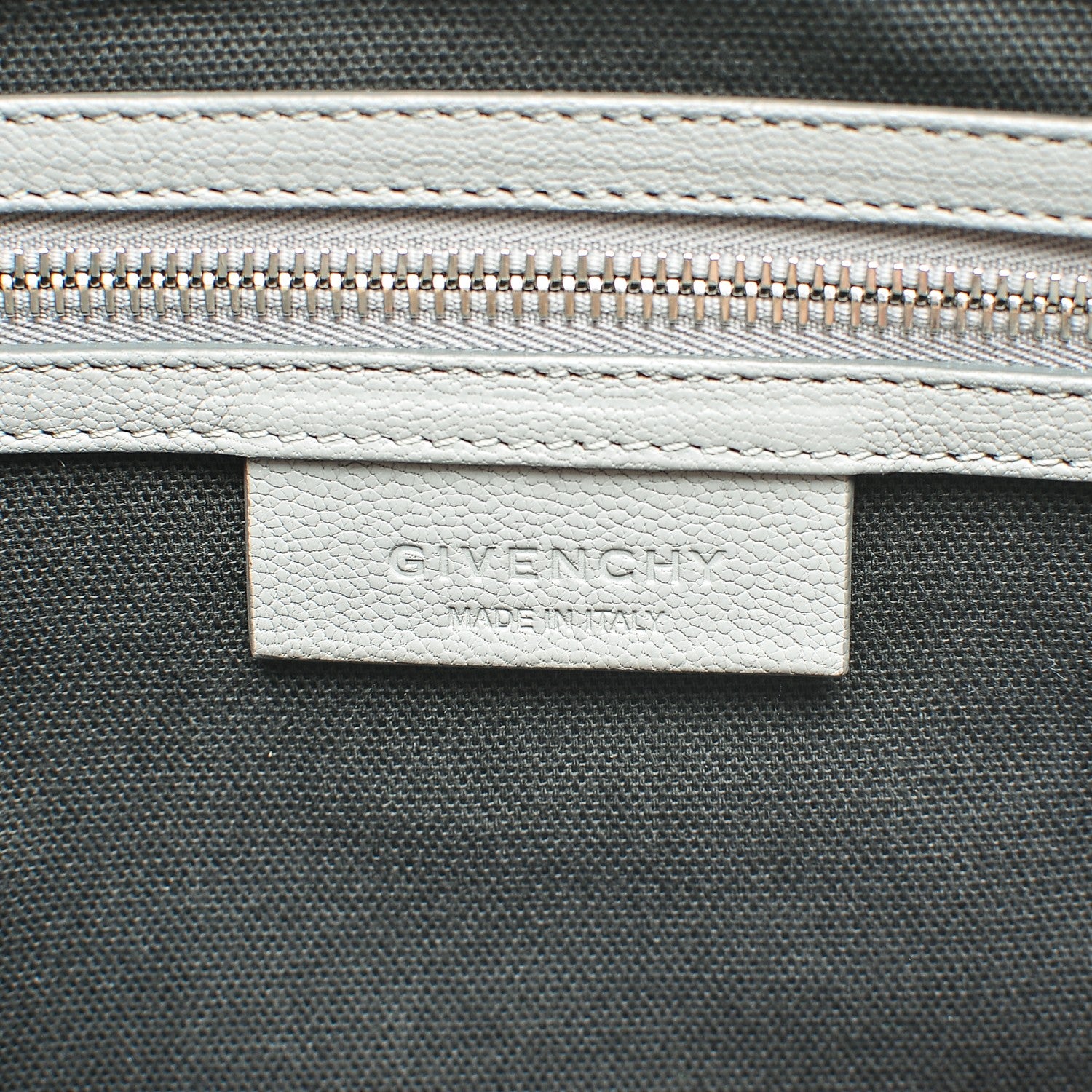 Givenchy Sugar Goatskin Small Antigona Pearl Grey 6 of 6