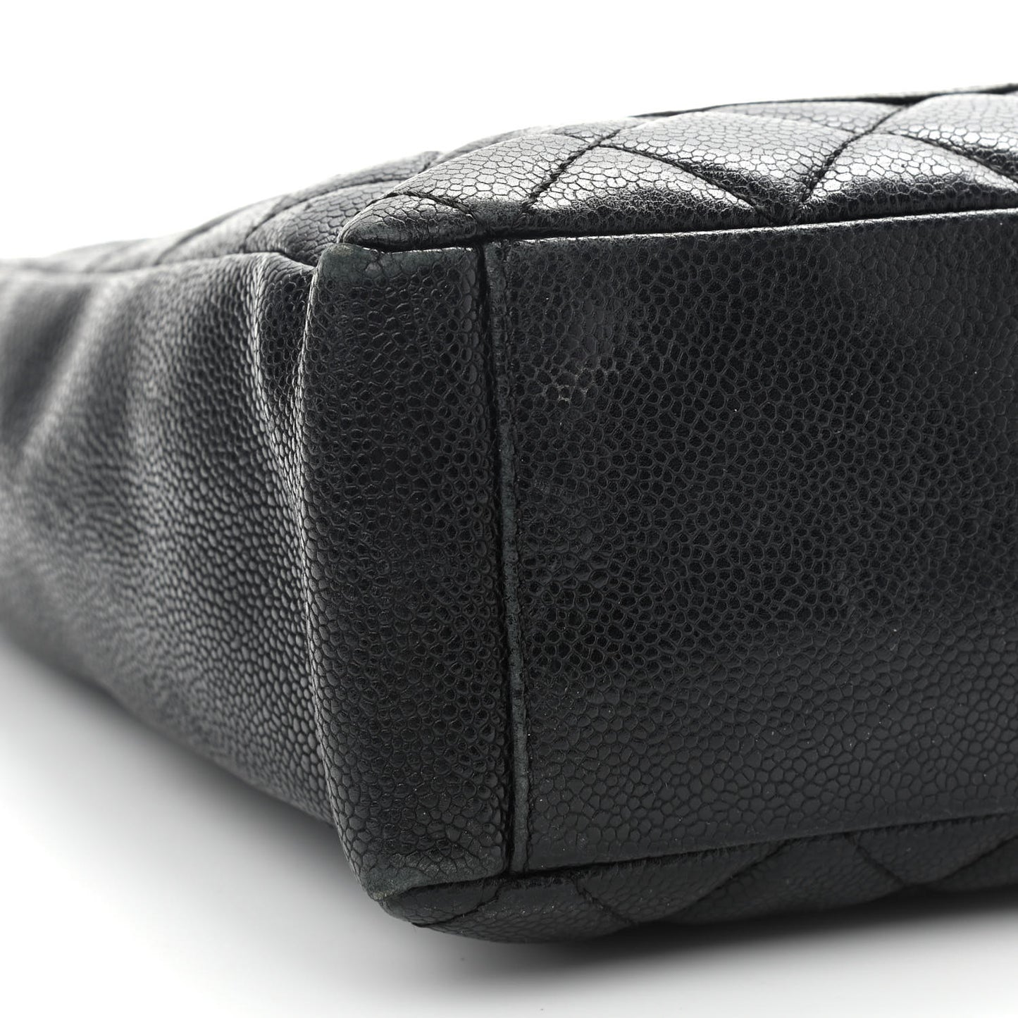 Caviar Quilted Petit Shopping Tote PST Black