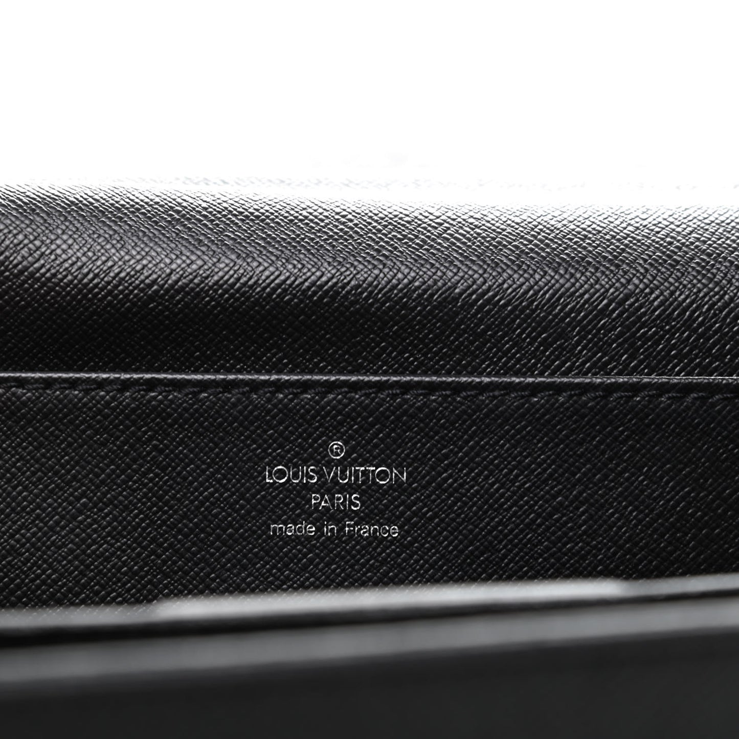 Taiga Robusto 2 Compartment Briefcase Black