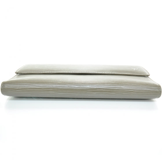 Epi Porte Tresor International Wallet Pepper