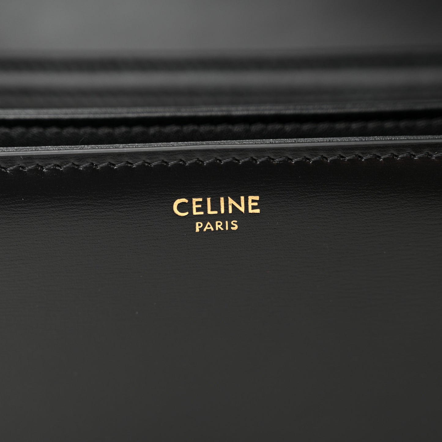 Shiny Calfskin Medium Triomphe Black