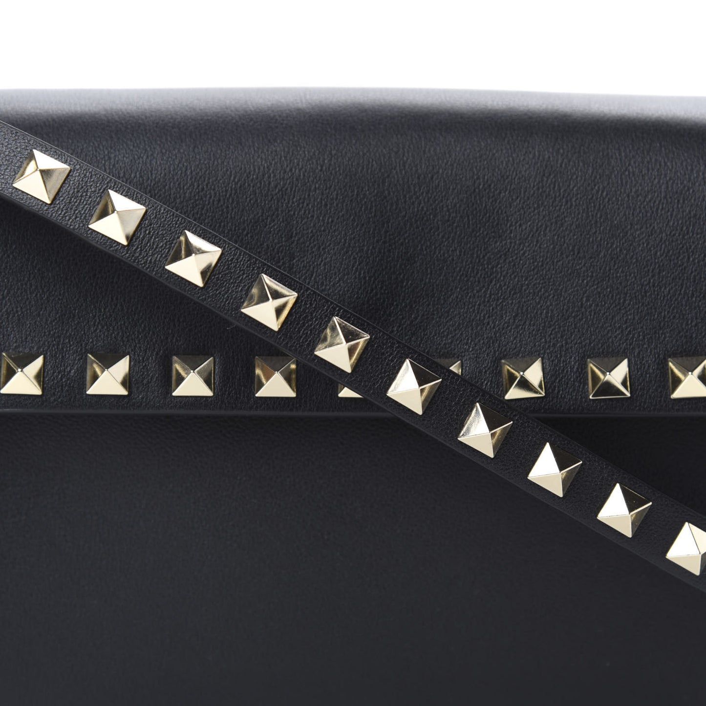 Vitello Rockstud Flap Crossbody Bag Black