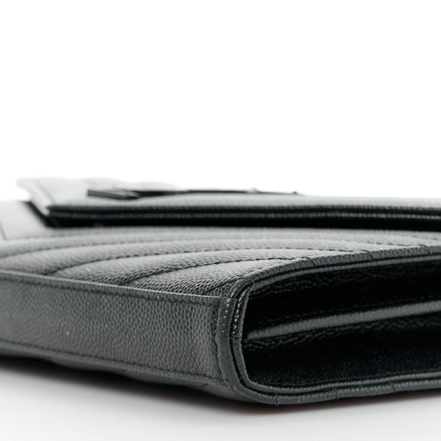Saint Laurent Grain De Poudre Matelasse Chevron Monogram Monochrome Chain Wallet Black 9 of 11