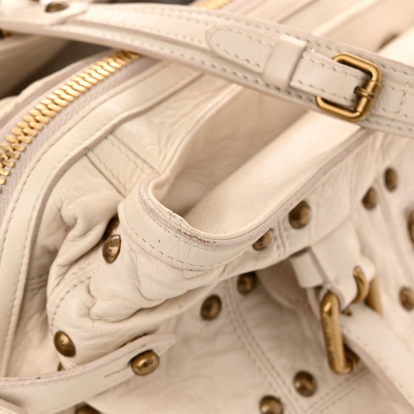 Lambskin Riveting White