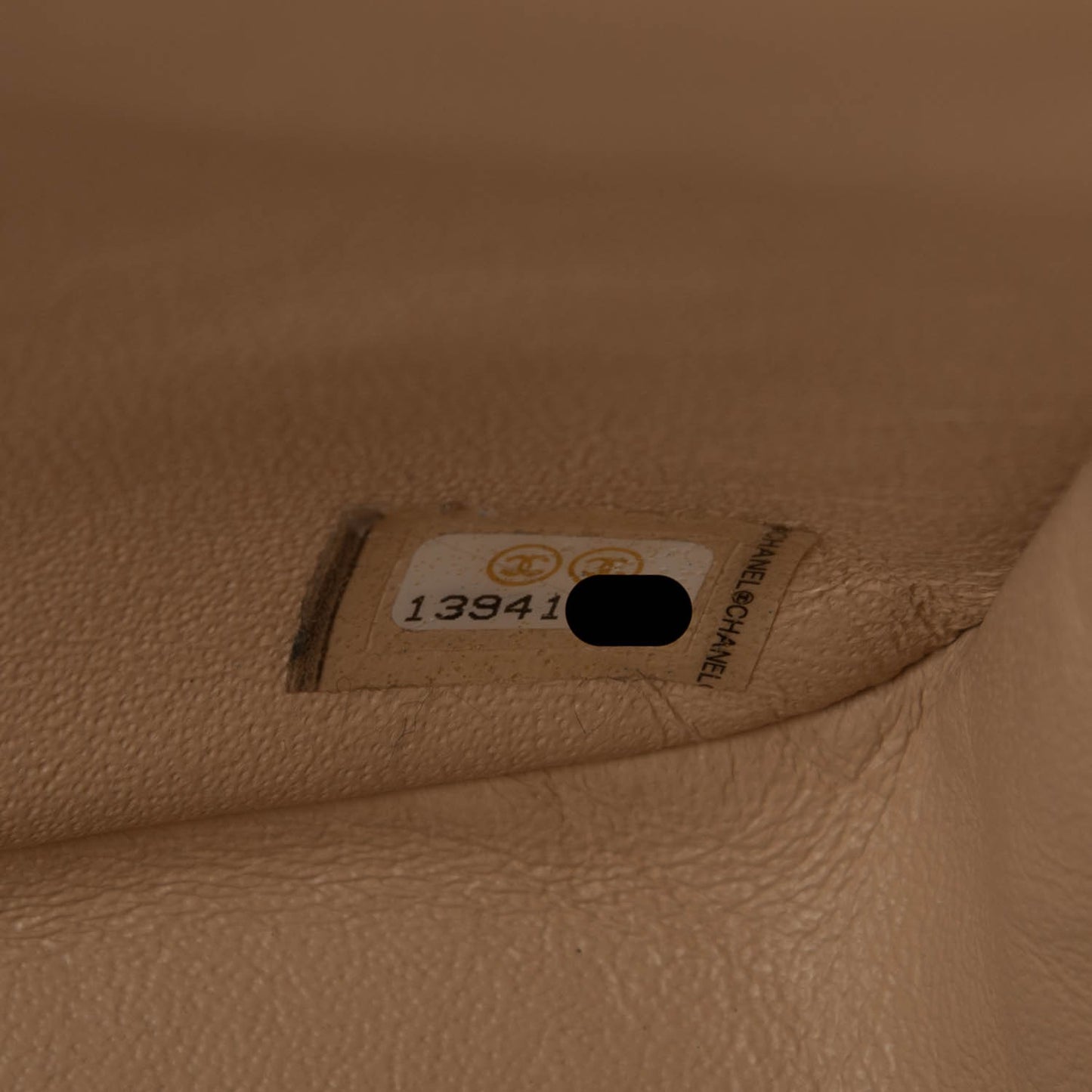 Caviar Quilted Jumbo Single Flap Beige Clair