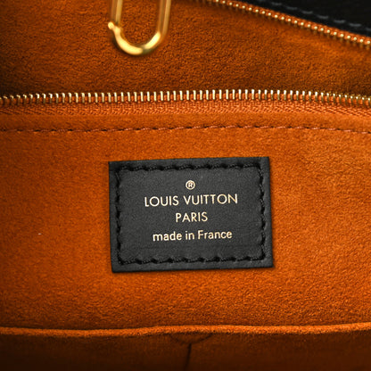 Louis Vuitton Empreinte Monogram Giant Onthego MM Black 6 of 9