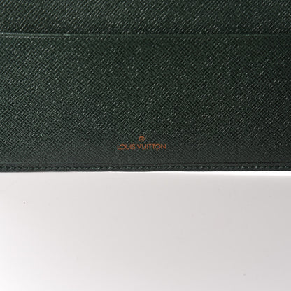 Louis Vuitton Taiga Desk Agenda Cover Epicea 6 of 7