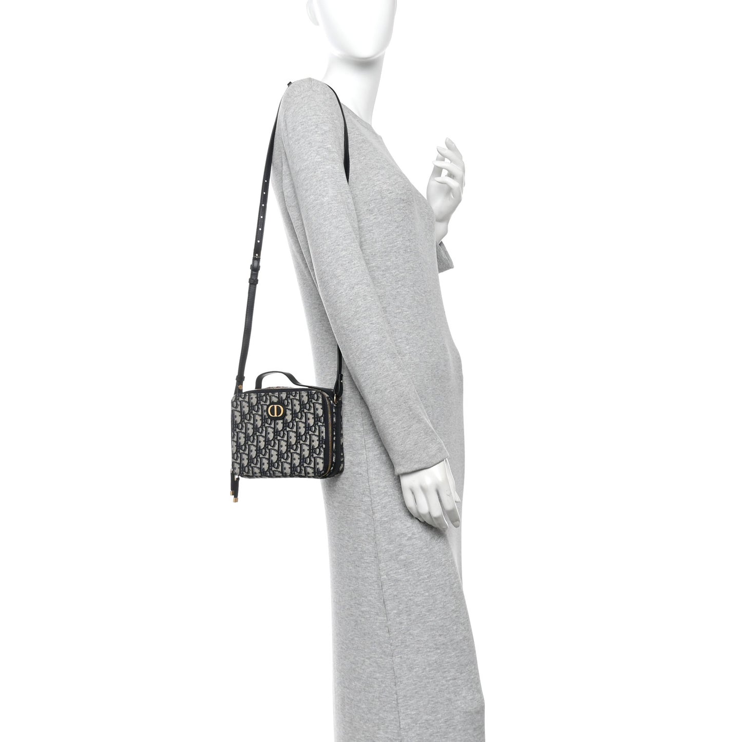Oblique 30 Montaigne Top Handle Box Bag Blue