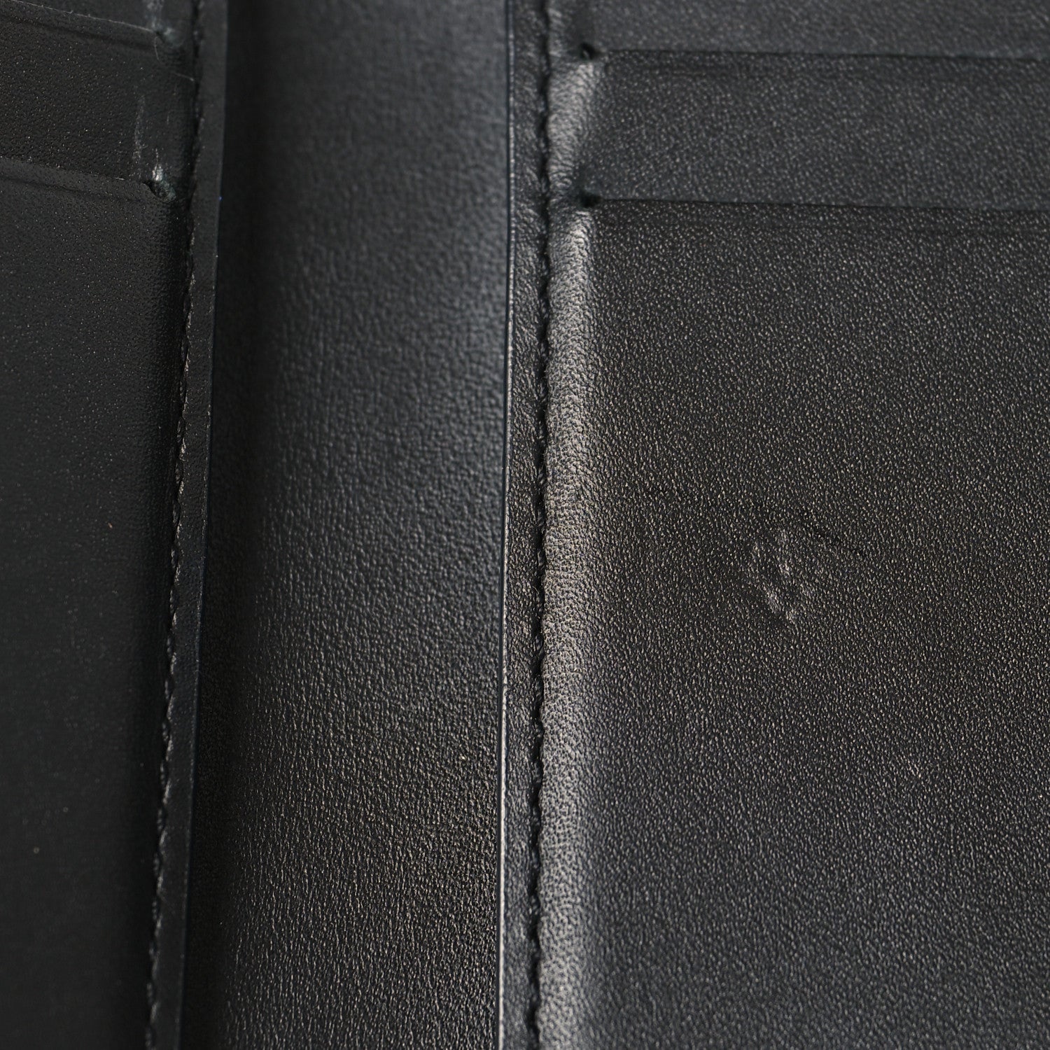 Louis Vuitton Reverse Monogram Dauphine Wallet 8 of 8
