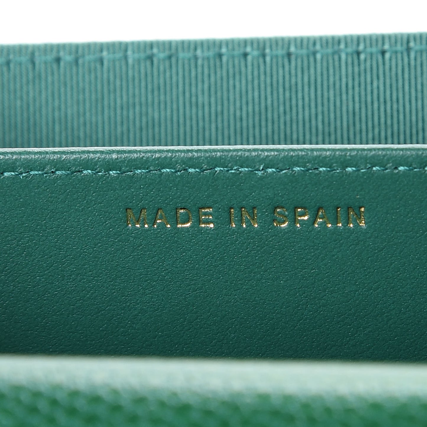 Metallic Caviar Quilted Card Holder Wallet Green