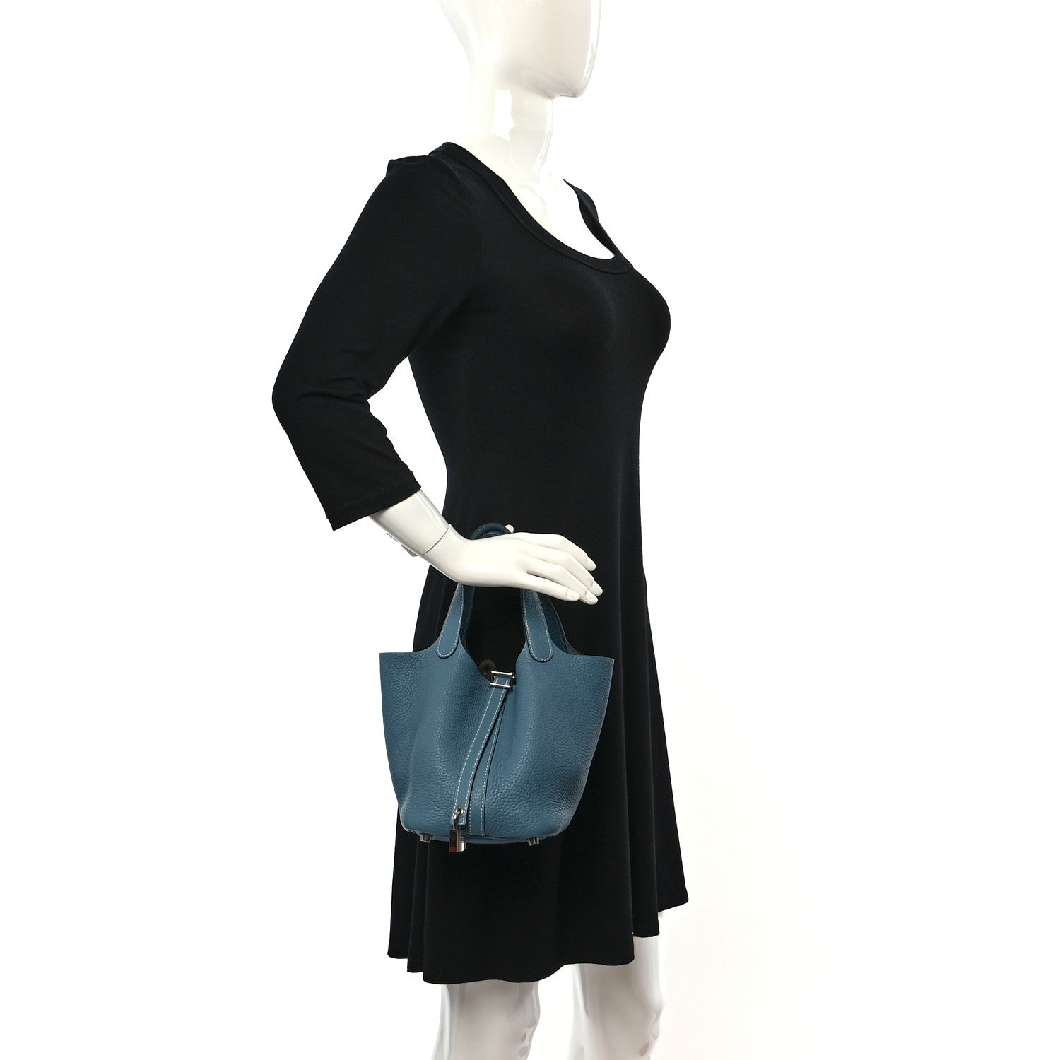 Hermes Taurillon Clemence Picotin Lock 18 PM Blue Jean 2 of 12