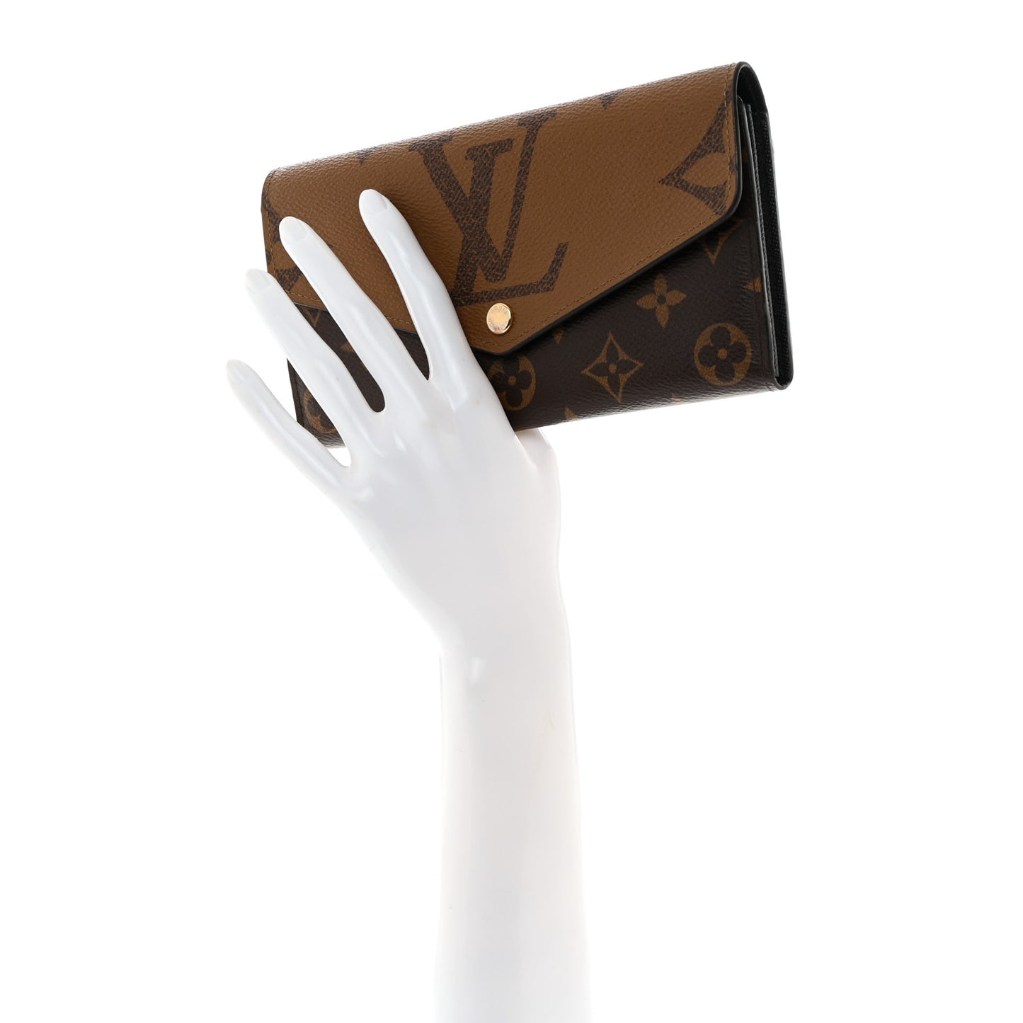 Reverse Monogram Giant Sarah Wallet