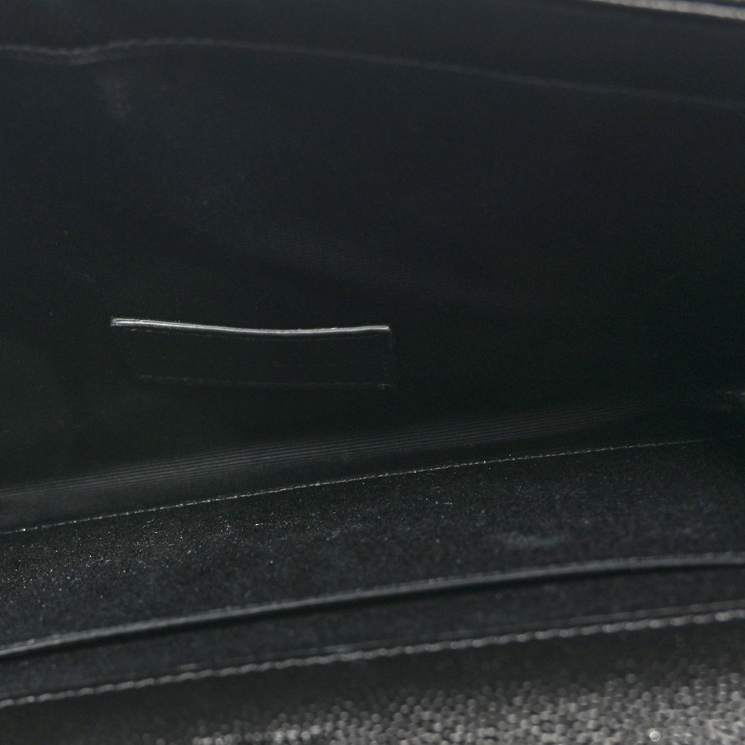 Saint Laurent Grain De Poudre Matelasse Chevron Monogram Cassandre Flap Pouch Black 5 of 8