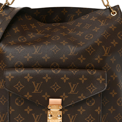 Louis Vuitton Monogram Metis 7 of 9