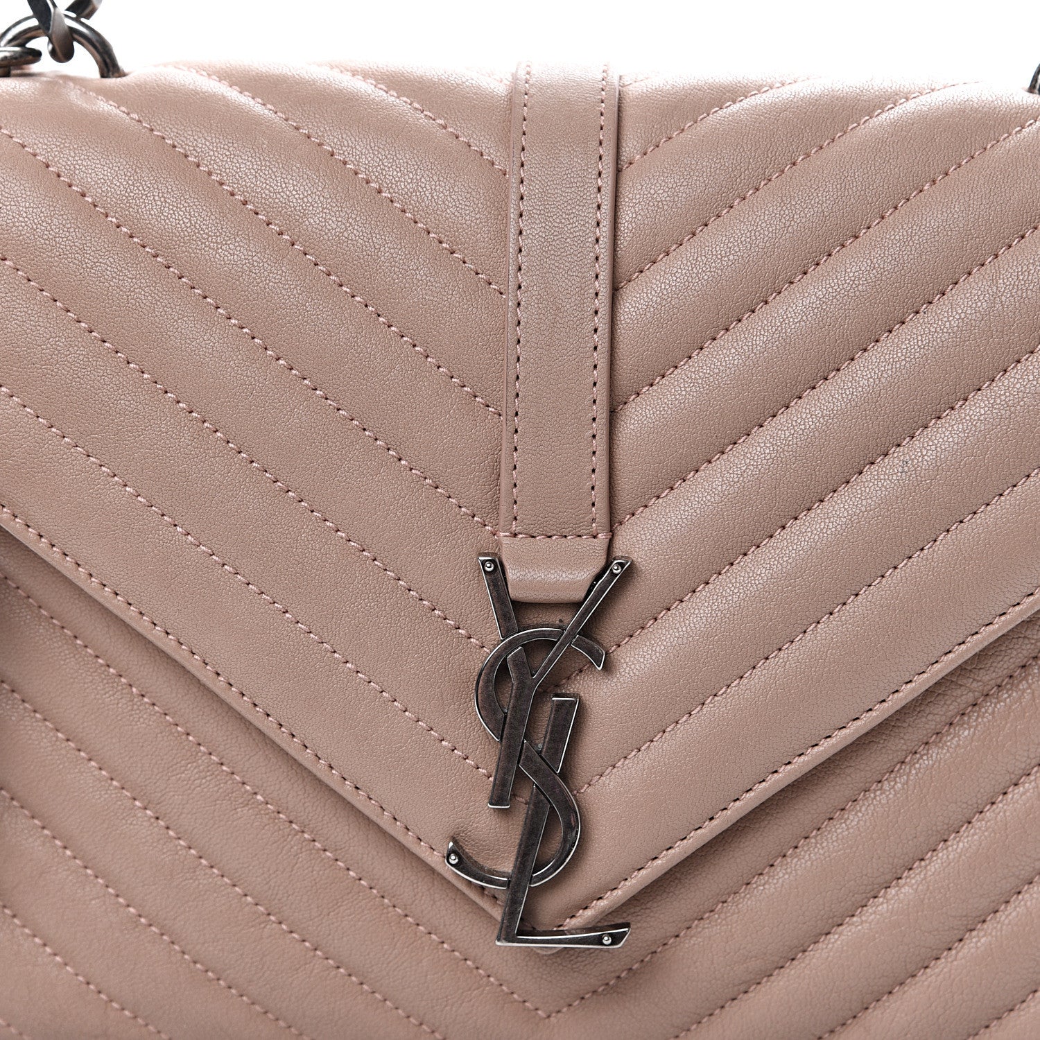 Saint Laurent Sheepskin Matelasse Chevron Monogram Medium College Bag Fard 14 of 14