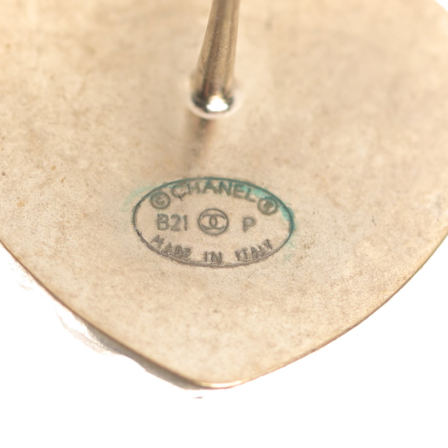 Quilted CC Heart Earrings Gold