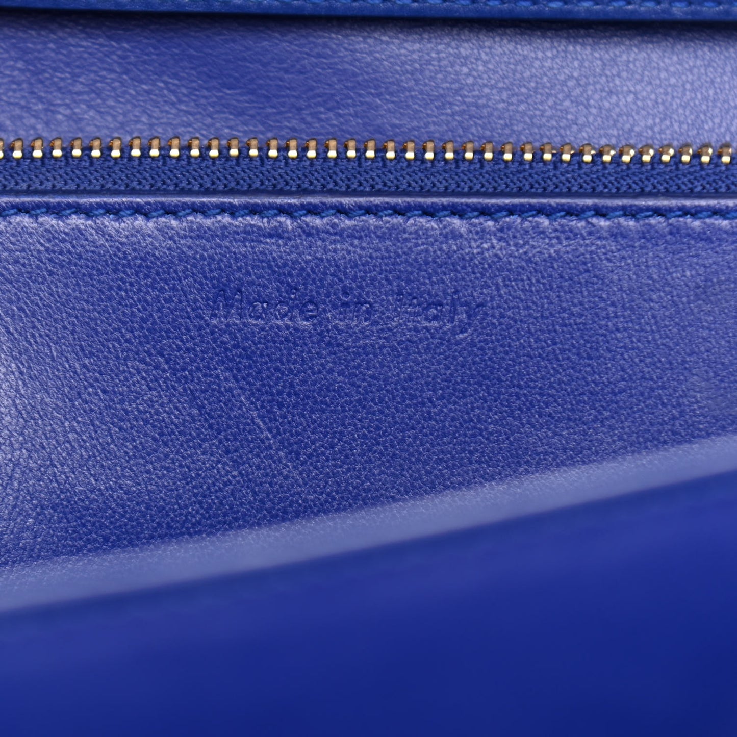 Box Calfskin Medium Classic Box Flap Bag Indigo