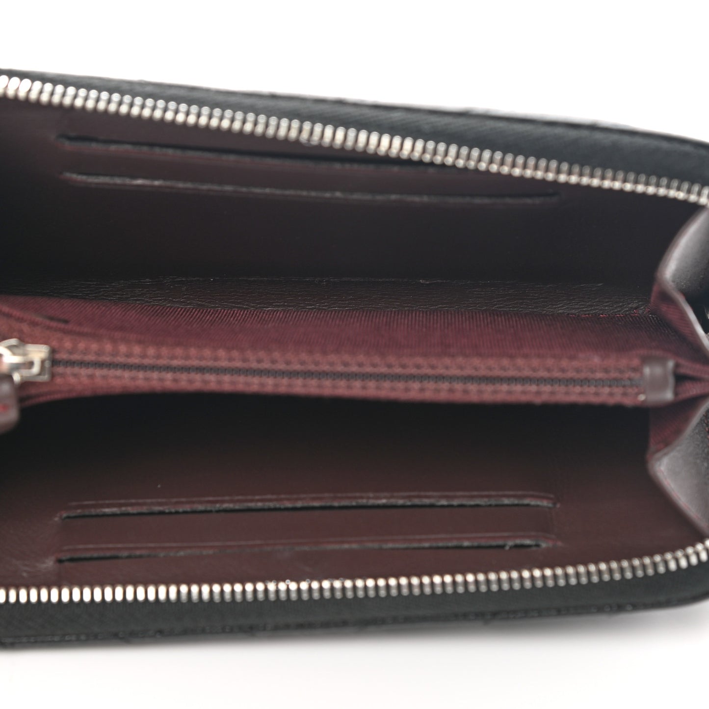 Caviar Chevron Quilted Small Zip Around Wallet Black