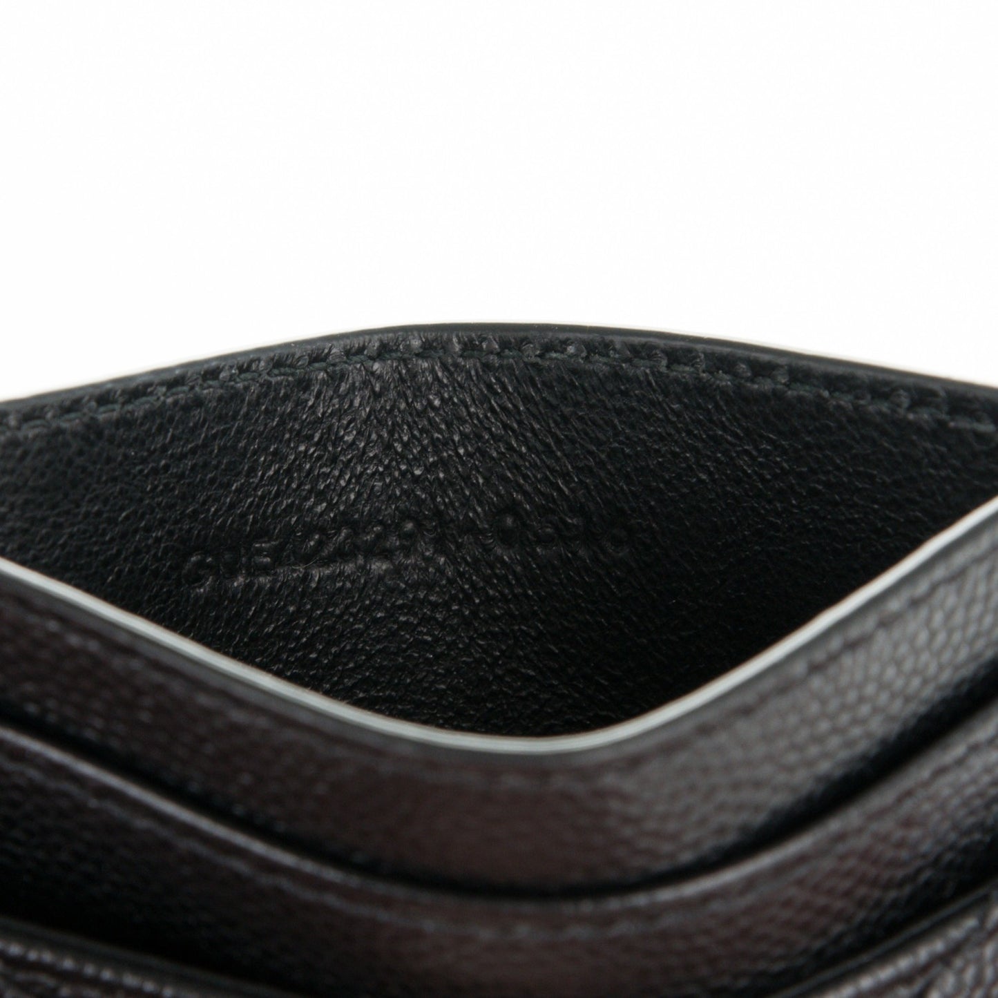 Grain De Poudre Matelasse Chevron Monogram Credit Card Case Black