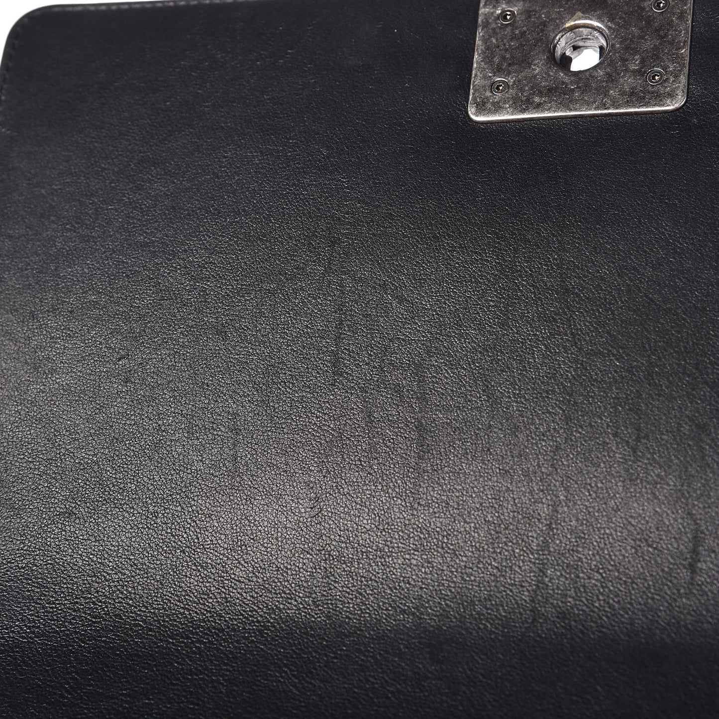 Metallic Calfskin Quilted New Medium Boy Flap Black
