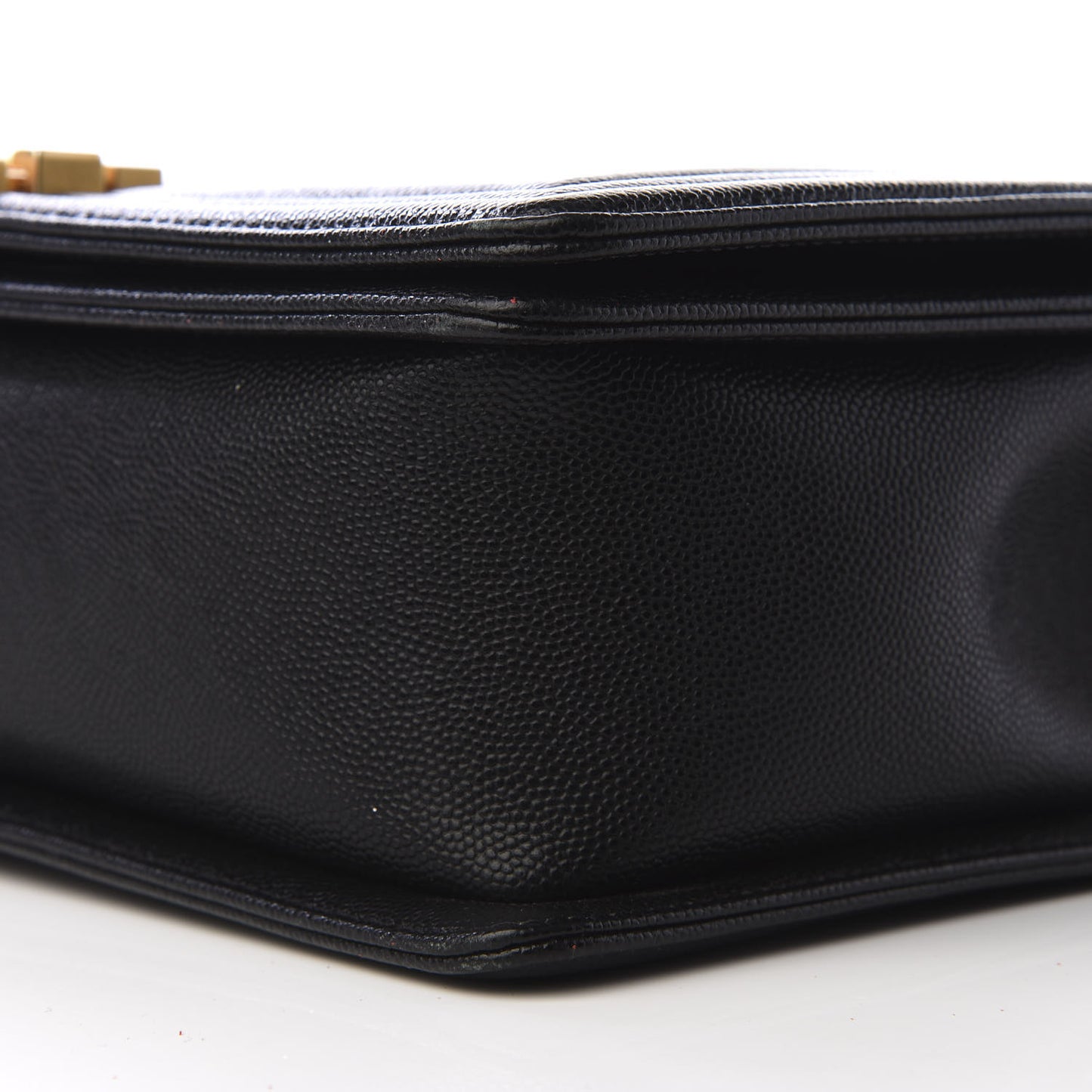 Caviar Quilted New Medium Boy Flap Black